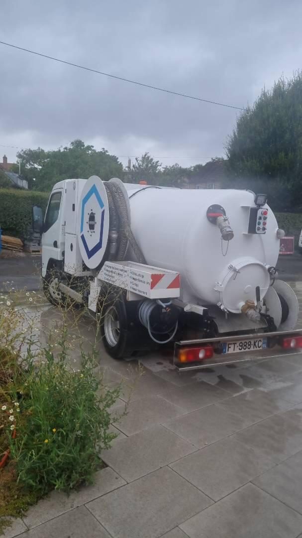 Débouchage canalisation à Lyon, 24h/24 : votre agence Lyon & périphérie
